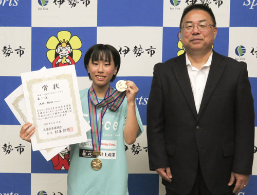 web10◎P説・卓球全国大会へ抱負 大仲さん教育長訪問
