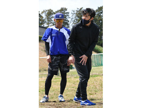 web鈴鹿大コーチに元ホンダ鈴鹿安慶名氏