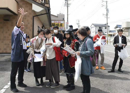 web15◎P説・城の日イベントで津城二の丸平櫓跡を歩く