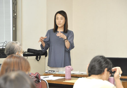 web06◎P説・四日市・三重いのちの電話協会が傾聴講座