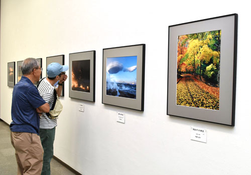 web08◎P説・日本風景写真協会三重第二支部第五回写真展始まる