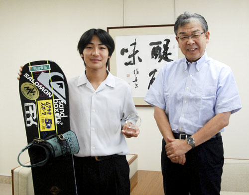 web08◎P説・日本強化指定Aランクのプロスノーボーダー宮村さん
