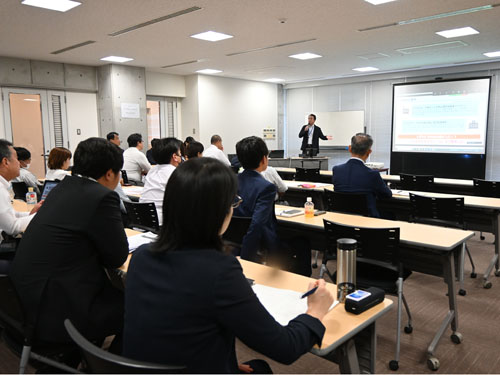 02webあいおいニッセイ、セミナー