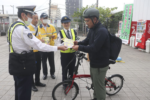 web15◎P説・桑名 自転車の罰則強化伴い啓発活動