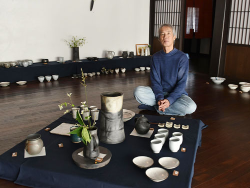 web津・林さん里帰り作陶展始まる