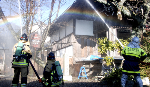 web15◎P説・重伝建保存地区「関宿」で消防訓練
