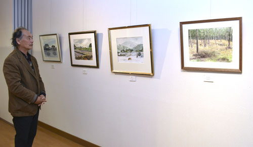 web08◎P説・美里ふるさと資料館で水彩画教室作品展