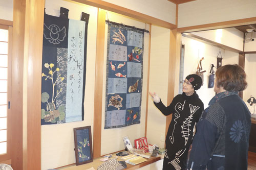 web08・桑名 古布を使った布絵などの作品展4