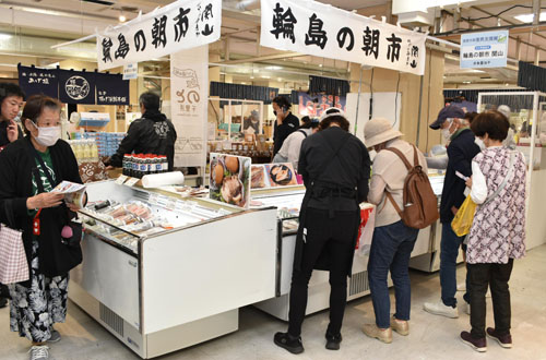 web09・松菱で能登半島復興支援展始まる1能登の店
