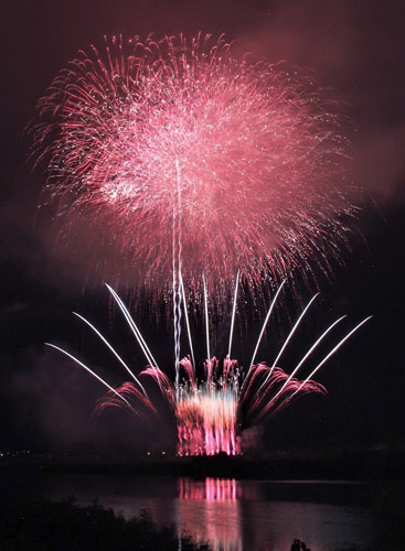 web09◎P説・七月伊勢神宮奉納花火大会 10日観覧席発売